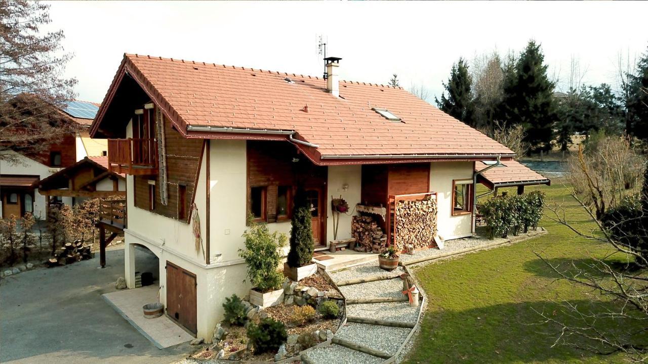 Chambre D'Hotes "Les Crets" Mercury-Gémilly Zewnętrze zdjęcie