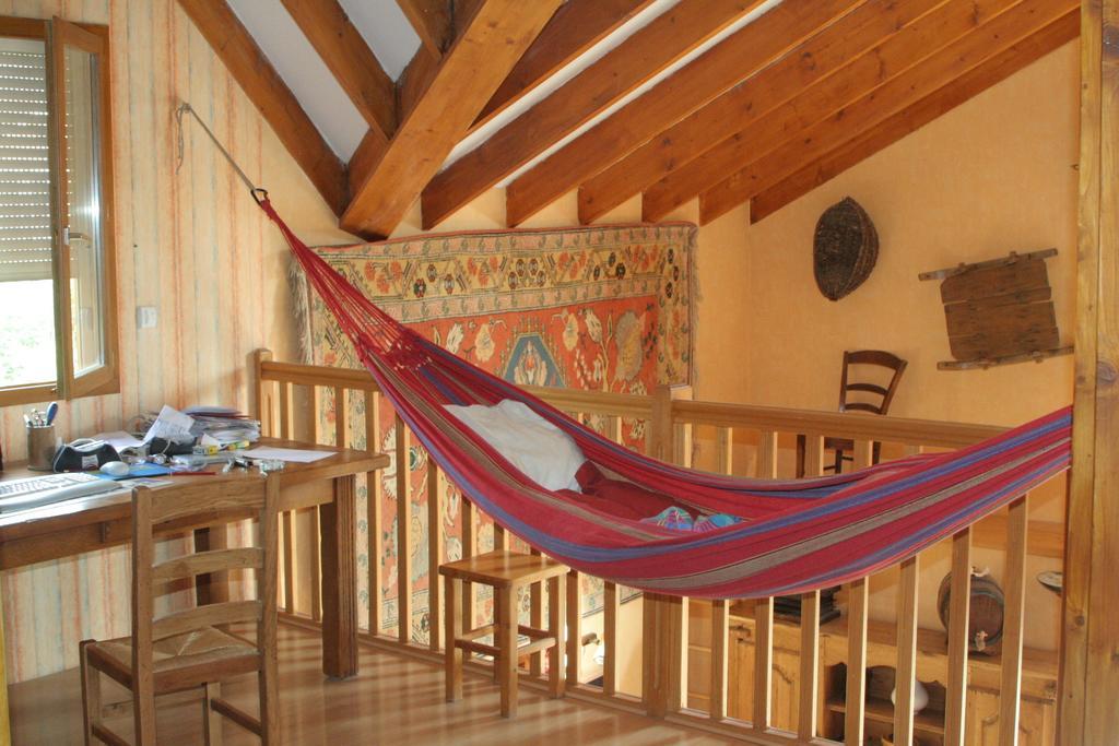 Chambre D'Hotes "Les Crets" Mercury-Gémilly Zewnętrze zdjęcie