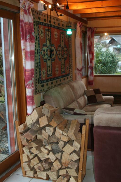 Chambre D'Hotes "Les Crets" Mercury-Gémilly Zewnętrze zdjęcie