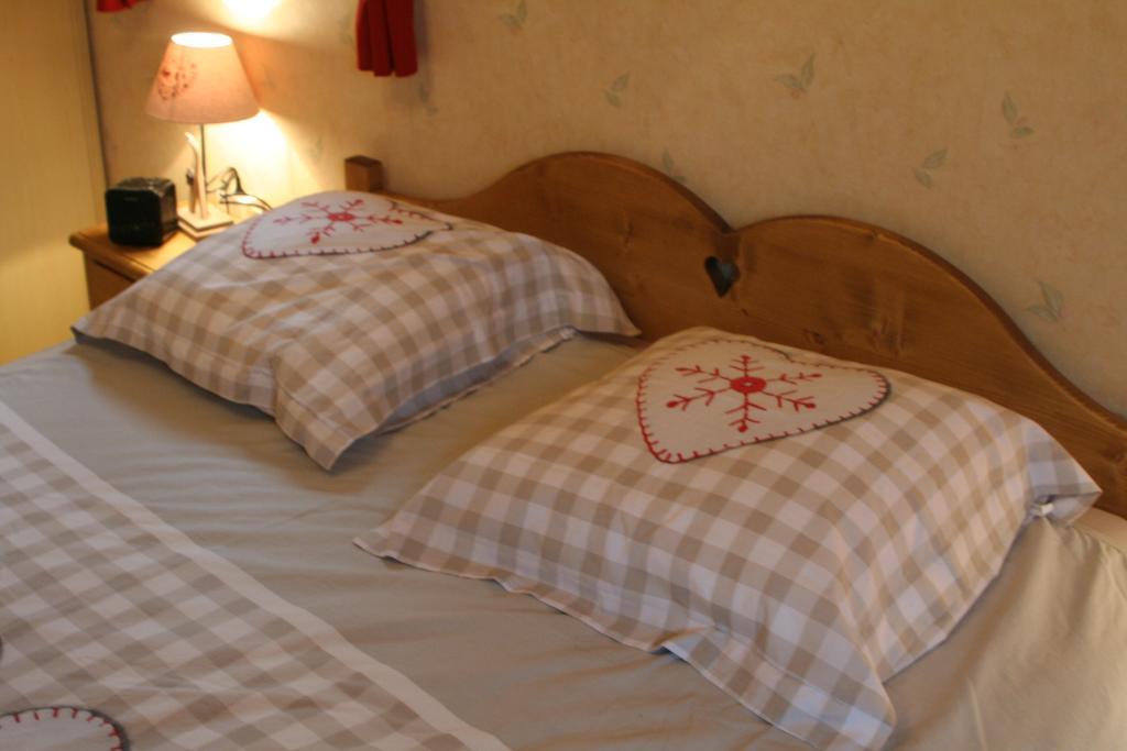 Chambre D'Hotes "Les Crets" Mercury-Gémilly Zewnętrze zdjęcie